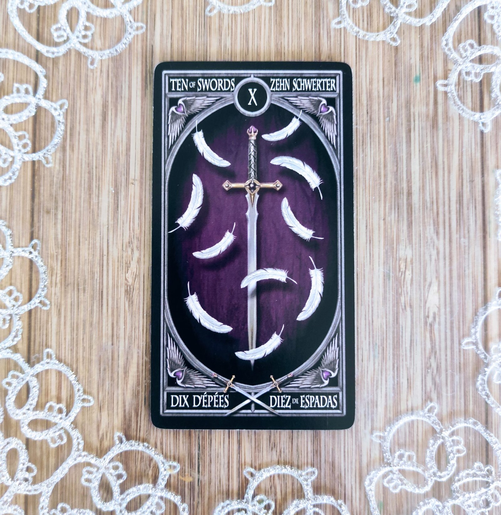 Is the 10 de espadas tarot a bad sign in your life?
