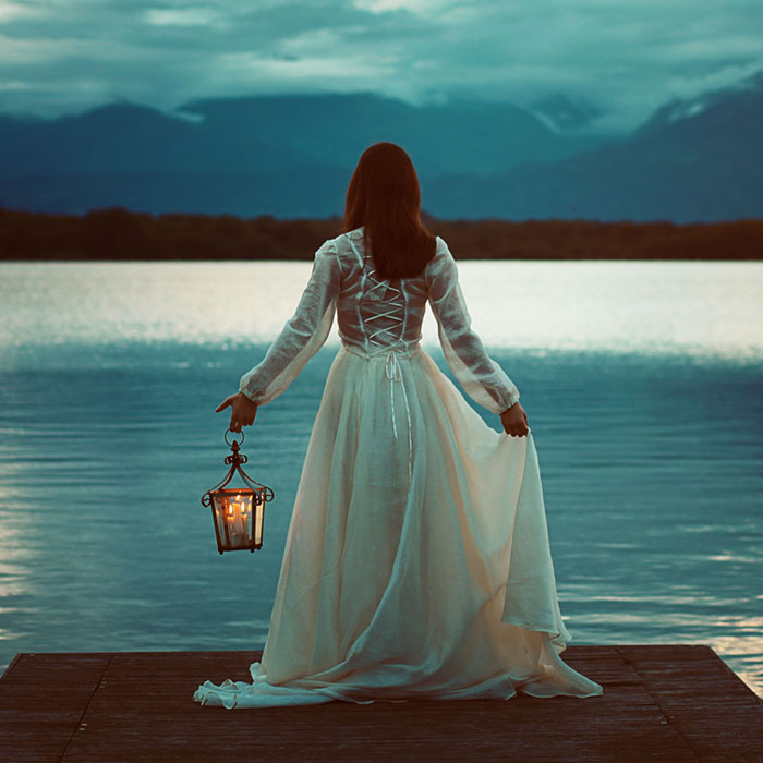 Sun Opposition Jupiter Synastry: What Does it Mean for Your Relationship and How to deal with the Challenges?